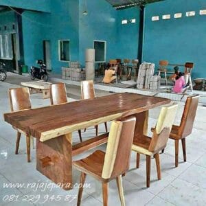 Set meja makan trembesi minimalis dengan 8 kursi kayu besar utuh solid model desain dapur cafe dan rumah makan klasik harga 1 set murah