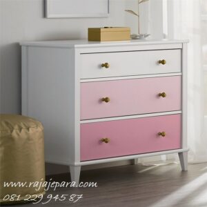 Nakas modern minimalis unik model meja hias pajangan 3 laci desain terbaru warna putih dan pink cat duco kayu samping tempat tidur harga murah