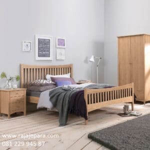 Satu set tempat tidur kayu jati minimalis mewah modern dan klasik terbaru model desain set kamar jari-jari non ukiran Jepara harga murah