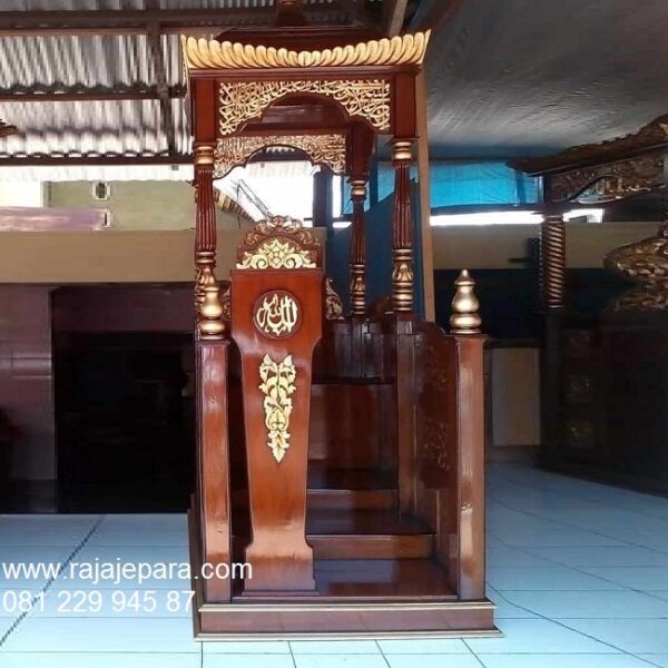 Mimbar masjid Jakarta kayu jati motif ukir-ukiran Jepara model desain podium minimalis mewah modern dan klasik sederhana terbaru harga murah