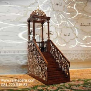 Mimbar masjid mewah kubah Nabawi model desain podium khutbah kayu jati ukiran Jepara minimalis sederhana ukuran tangga tinggi harga murah