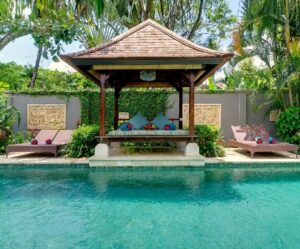 Konsep Gazebo Di Pinggir Kolam renang