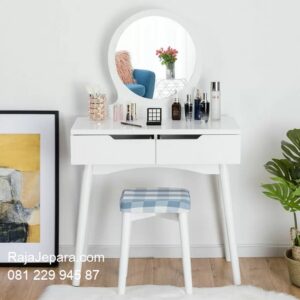 Model meja rias simple elegan desain set kursi dari kayu warna putih plus kaca cermin minimalis mewah modern dan klasik kecil harga murah